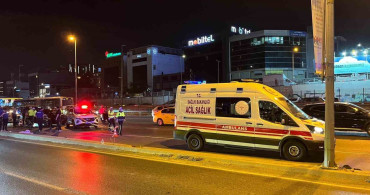 Bakırköy E5'te Motosiklet Kazası: 2 Kişi Hayatını Kaybetti