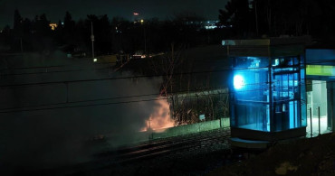 Bakırköy'de Metro Durağı Yanında Elektrik Kablolarında Yangın Çıktı