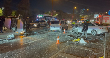 Bakırköy'de Ters İstikametteki Araç Kazası