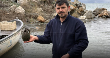 Balık ararken tarihi eser küp buldu !