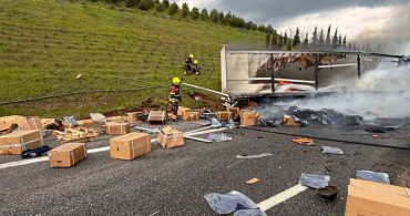 Balıkesir Otoyolunda Korkutan Tır Yangını: 2 Yaralı