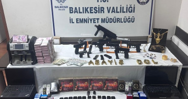Balıkesir'de Dolandırıcılık Operasyonu: 27 Tutuklama