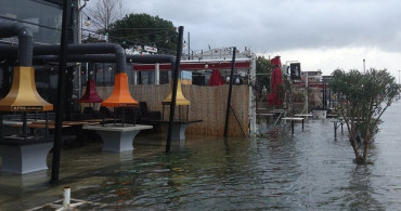 Balıkesir'de Lodosun Yol Açtığı Zararlar