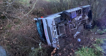 Balıkesir'de Midibüs Devrildi: 16 Yaralı