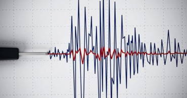 Balıkesir'de Şiddetli Deprem