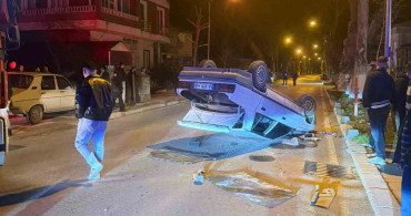 Balıkesir'de Takla Atan Otomobilde Yaralılar Var