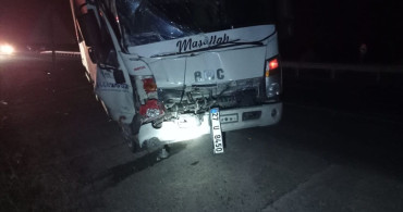 Balıkesir'de Trafik Kazası: 1 Ölü, 1 Yaralı