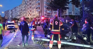Balıkesir'de Trafik Kazası: Sürücü Hayatını Kaybetti, Bir Yaralı