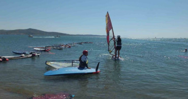 Balıkesir'de windsurf ligi başladı