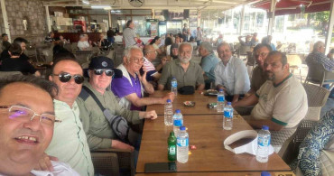 Balıkesirli Gazeteciler Ayvalık'ta Moral Depoladı