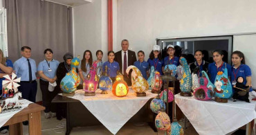 Balıkesirli Öğretmenin Su Kabağı Sanatı Öğretimi
