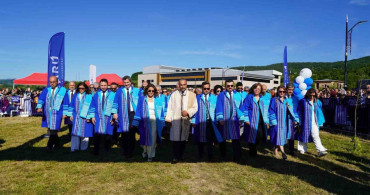 Bartın Üniversitesi mezuniyet töreninde 2 bin 489 öğrenci diploma aldı