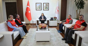 Bartın Valisi Arslan'dan Kızılay'a Kurban Bağışı