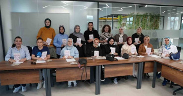 Başiskele'de Bibliyoterapi ile Kitapların İyileştirici Gücü Ele Alındı