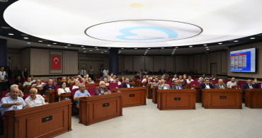 Başkan Akın’dan birinci kademeye suya yüzde 20 indirim