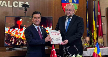 Başkan Aras, Romanya'da kardeş kent ilişkileri için temaslarda bulundu