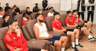 Başkan Büyükkılıç, Kayserispor’a Moral Ziyareti Gerçekleştirdi