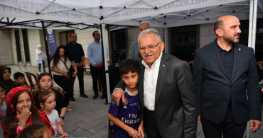 Başkan Büyükkılıç Melikgazi'de Vatandaşlarla Buluştu