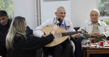 Başkan Çetinkaya'dan Yaşlılara Vefa Ziyareti