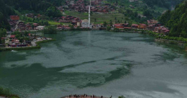 Başkan Genç: Uzungöl'deki Turizm Artışını Yargılayan Marjinal Gruplara Cevap Verilmeyecek