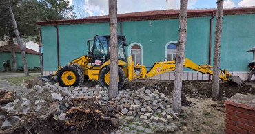 Başkan Hamamcı Yenice Mahallesi'nde İncelemelerde Bulundu