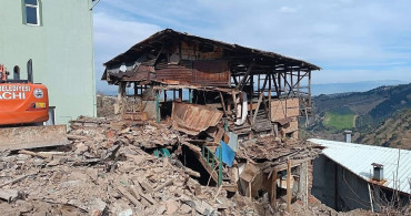 Başkan Kumral, Babadağ'da Yol Genişletme Projesine Destek Verdi