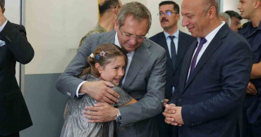 Başkan Mesut Ergin öğrencilerin karne sevincine ortak oldu