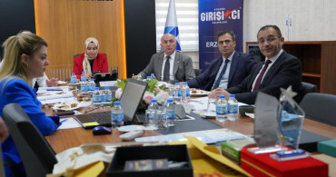 Başkan Özakalın KOSGEB jüri toplantısına katıldı