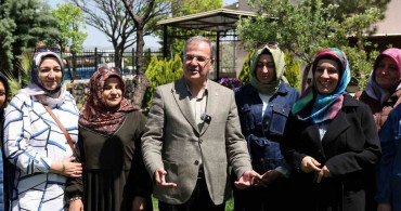 Başkan Özdoğan, İşitme Engelli Kuran Kursu Öğrencilerini Ağırladı