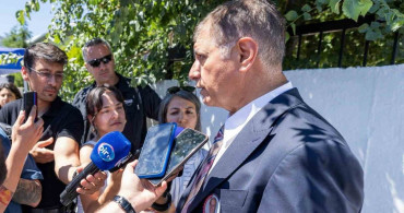 Başkan Tugay: CHP bizim çatımız, istifanın anlamı yok