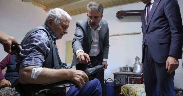 Başkan vekili biba, ihtiyaç sahibi vatandaşa akülü sandalye hediye etti
