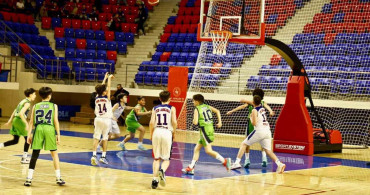 Basketbol Küçükler Grup Müsabakaları Bitti