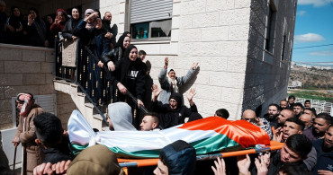 Batı Şeria'daki İsrail Saldırısı: 3 Filistinli Hayatını Kaybetti