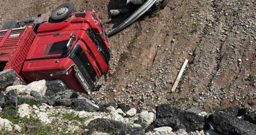 Batman-Diyarbakır Karayolunda Trafik Kazası: 1 Ölü, 2 Yaralı