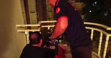 Batman'da balkon korkuluklarına kafası sıkışan küçük çocuk kurtarıldı