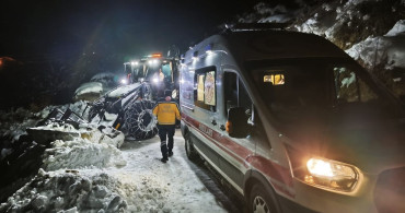 Batman'da Kar Yağışı Nedeniyle Yolu Kapanan Köyde 80 Yaşında Hasta Kurtarıldı