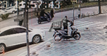 Batman'da Motosikletin Yaya Çarpma Anı Güvenlik Kamerasında