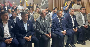 Batman'da Şehit Öğretmen ve Askerler Anıldı