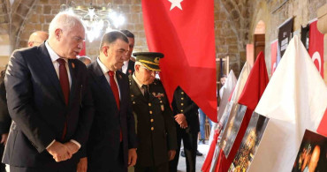 Bayburt’ta 15 Temmuz konulu fotoğraf sergisi açıldı