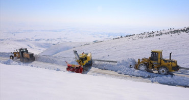Bayburt'ta 2,400 Rakımlı Aydıntepe Yaylası'nda Kış Festivali