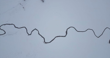 Bayburt'ta Kışın Güzellikleri: Menderesler Karla Kaplandı