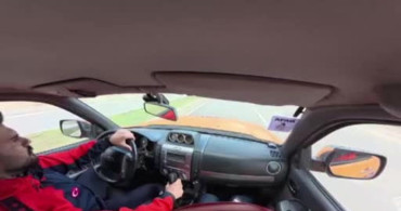 Bayburt'ta Tırın Otomobile Çarpması Sonucu 3 Yaralı