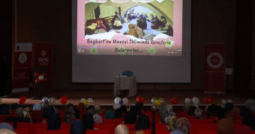 Bayburt'ta Üniversite Öğrencileri Yıl Sonu Buluşmasında Bir Araya Geldi