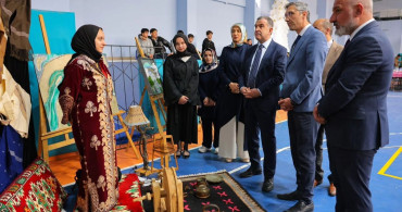 Bayburt'ta Yıl Sonu Sergisi ile Öğrencilerin Üretimleri Tanıtıldı