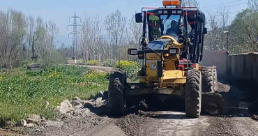 Bayırköy'de Arazi Yollarında Greyderle Düzenleme Çalışması
