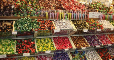 Bayrama Az Bir Süre Kaldı Şekerler Tezgahları Süsledi