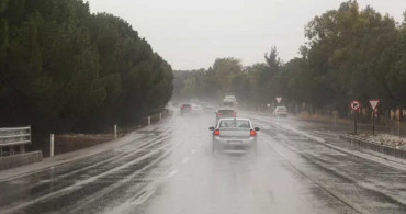 Bayramın üçüncü günü hava nasıl olacak? Sağanak yağış devam edecek mi? Meteorolojiden 6 ile kritik uyarı geldi