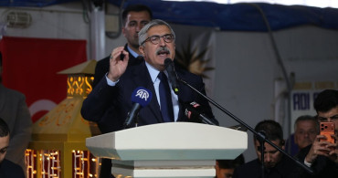 Bayramlaşma Programında AK Parti Eleştirileri