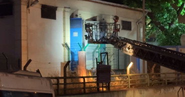 Bayrampaşa'da Trafoda Çıkan Yangın Tramvay Seferlerini Aksattı