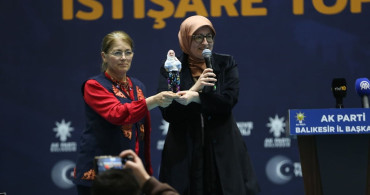 Belgin Uygur Balıkesir'de Türkiye Yüzyılı Hedeflerini Vurguladı